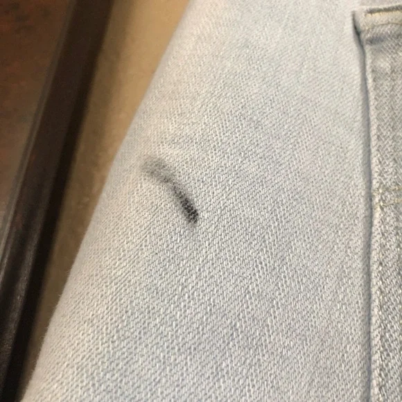 Levi’s Bermuda Shorts Size 28 - Picture 6 of 6